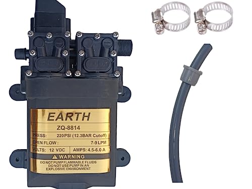 TAJ SUPER 220 Psi उच्च दाब 12v 6.0A DC इलेक्ट्रिक बॅटरी/ॲडॉप्टर ऑपरेटेड ड्युअल स्प्रेअर पंप मोटर शेतीमध्ये वापरली जाते, बाईक वॉशिंग फ्लोअर वॉशिंग गार्डनिंग 9L प्रवाह प्रति मिनिट + 1 मीटर पाईप आणि 2क्लॅम्प