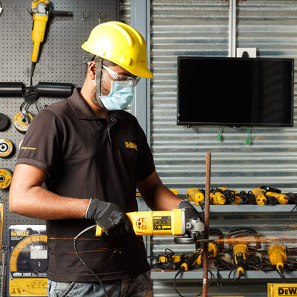 DEWALT DW831 1400 Watt 125mm हेवी ड्यूटी मध्यम कोन ग्राइंडर (5in)