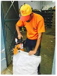 LPI Bag Closer Machine with Oil System DA (Multicolor)