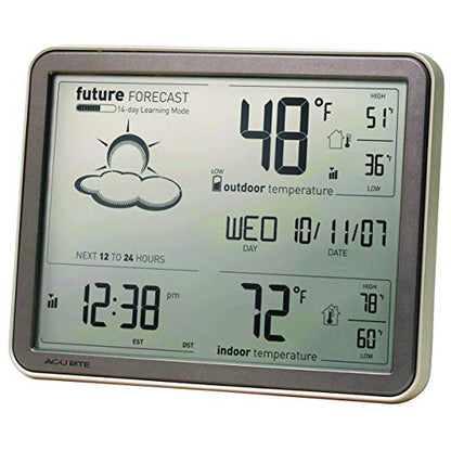 AcuRite 75077 Wireless Weather Forecaster with Remote Sensor and Atomic Clock