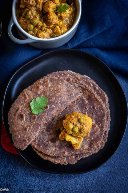BLACK WHEAT FLOURS (1 KG) for eating and cooking | kale gehu ka atta | Produce of India from Organic Farms | BY EYWA