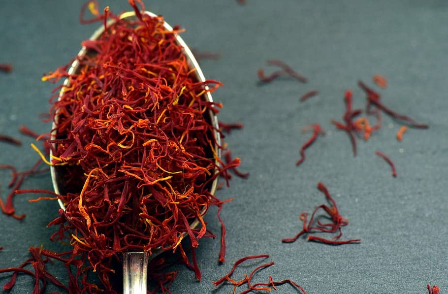 Timeless Food : Chandan Kesar Sharbat, Sandalwood Saffron Syrup [Containing Natural Sandalwood & Kesar, 750 ML]